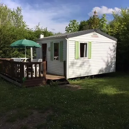 Camping Maeva Respire De La Croze Châtel-Guyon Exterior photo